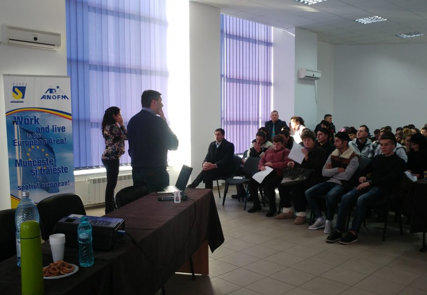 Zeci de gorjeni au prins contracte de muncă în Danemarca sau Portugalia