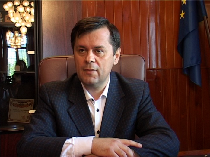 Marcel Romanescu a mustrat consilierii locali înainte de Crăciun: „Unii aleg să-mi pună bețe-n roate!”
