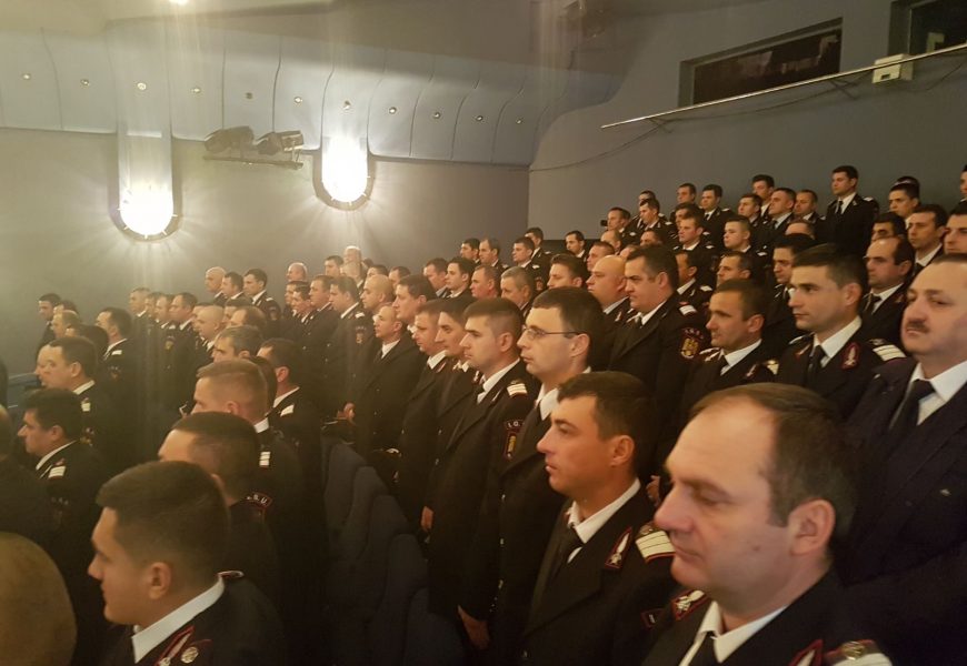 2017, an de foc. La propriu! Pompierii au intervenit la aproape 6.000 de urgențe