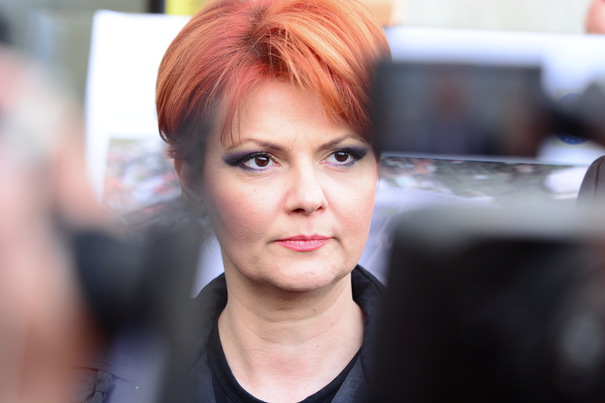Ministrul Muncii insistă că lefurile nu au scăzut. Vrea să vadă fluturaşii de salarii ai bugetarilor nemulţumiţi
