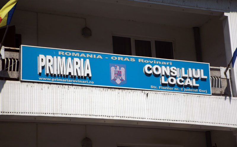 Ce salarii se câștigă la Primăria Rovinari