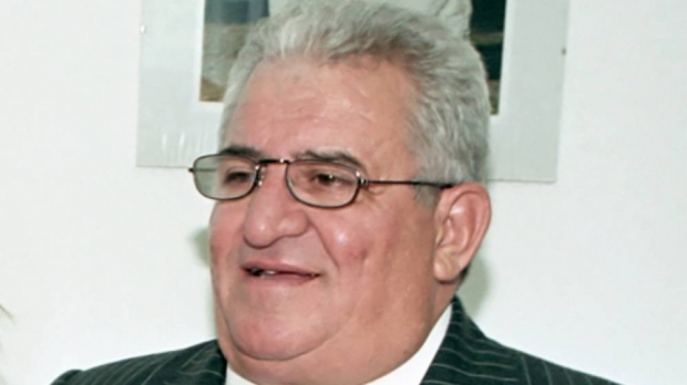 Trupul lui Nicolae Mischie, depus în holul Consiliului Județean
