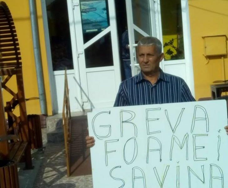 Greva foamei în fața Primăriei