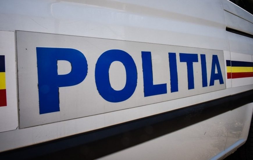 Agent de poliție din Târgu Jiu, beat criță la serviciu. Nu e la prima abatere! Agent de poliție din Târgu Jiu, beat criță la serviciu. Nu e la prima abatere!