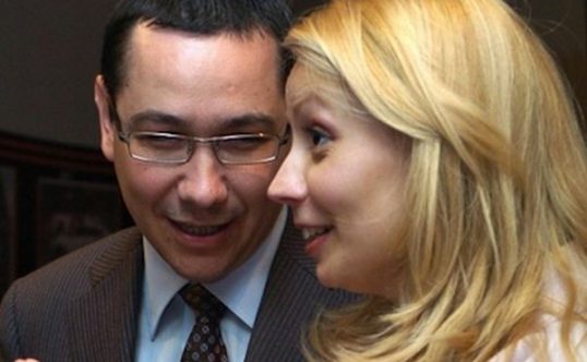 Victor Ponta pune tunurile pe un cunoscut centru comercial. L-a dat în judecată și ce daune uriașe cere