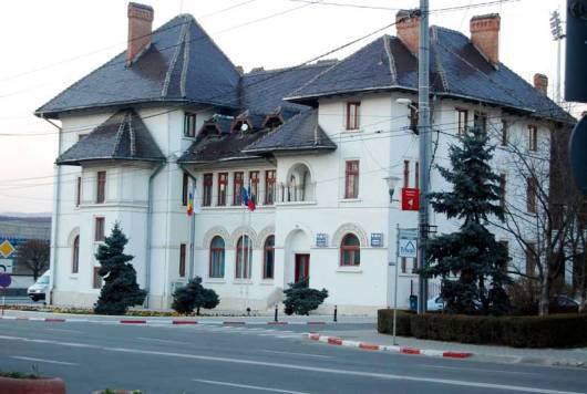 Ce se întâmplă cu executarea silită a Primăriei Târgu Jiu