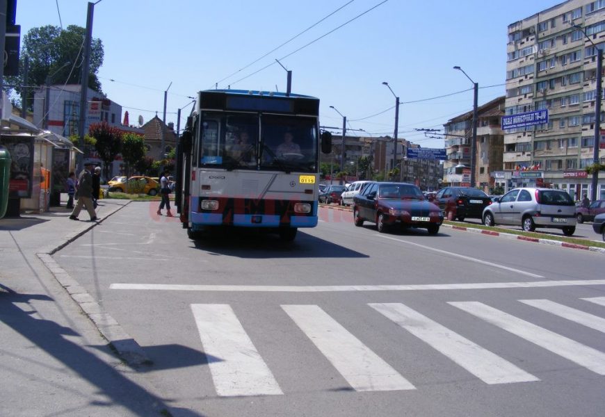 Transloc își schimbă programul, până la începerea școlii Transloc își schimbă programul, până la începerea școlii
