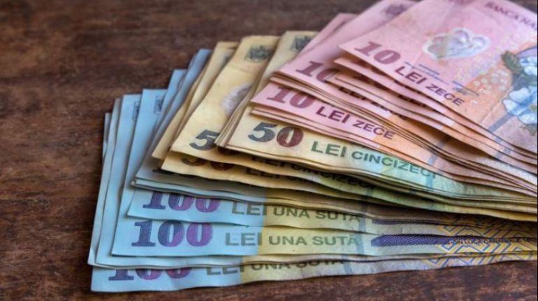 Salariul minim ar putea crește de la 1 octombrie