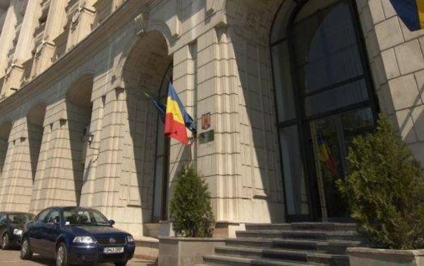 Strategia Energetică, lăsată pentru luna octombrie Strategia Energetică, lăsată pentru luna octombrie