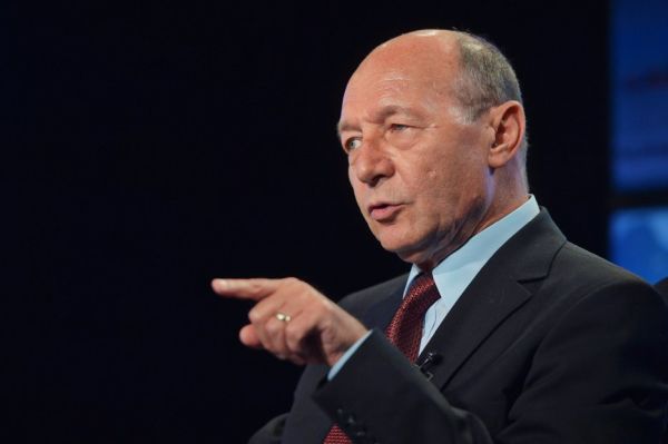 Băsescu candidează la Primăria Capitalei