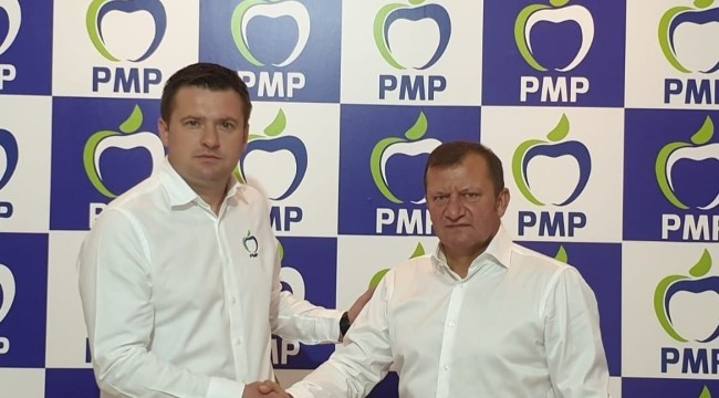 „Generația de aur” intră în politică