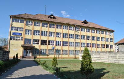 O grădiniță și un liceu din Gorj au intrat în scenariul roșu