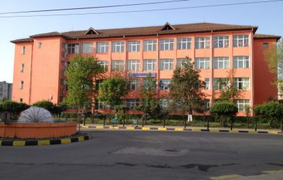 Gorj: Profesoară cu COVID a băgat în carantină zeci de elevi