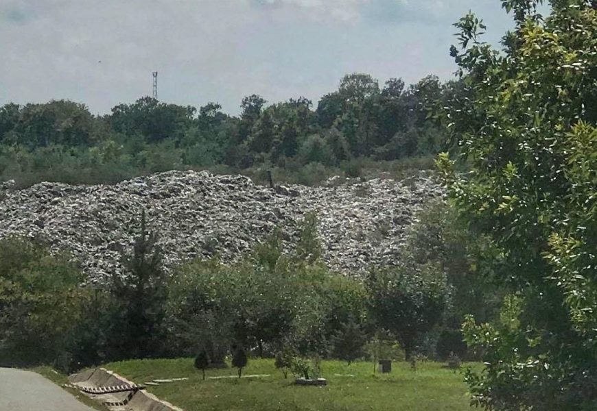 Târgu Jiu: Măsuri luate pentru un depozit urât mirositor!