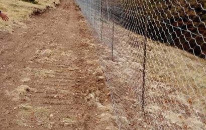Obște din Gorj, amendată din cauza unui gard