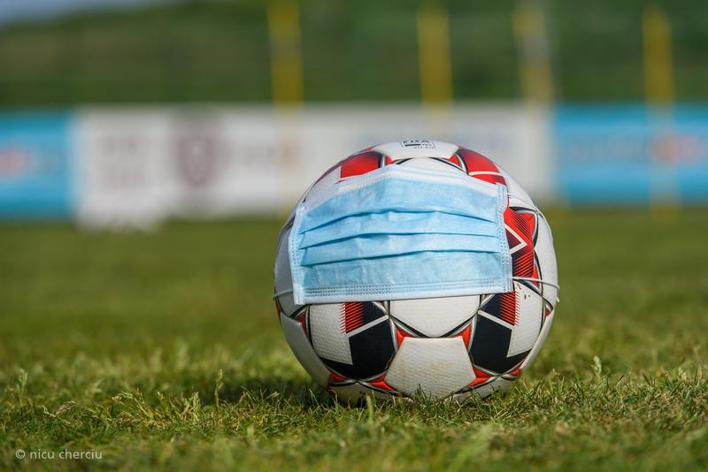 Târgu Jiu: COVID-ul a intrat și pe terenul de fotbal