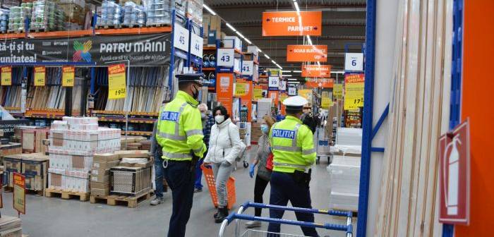 Peste 200 de amenzi, aplicate gorjenilor fără mască