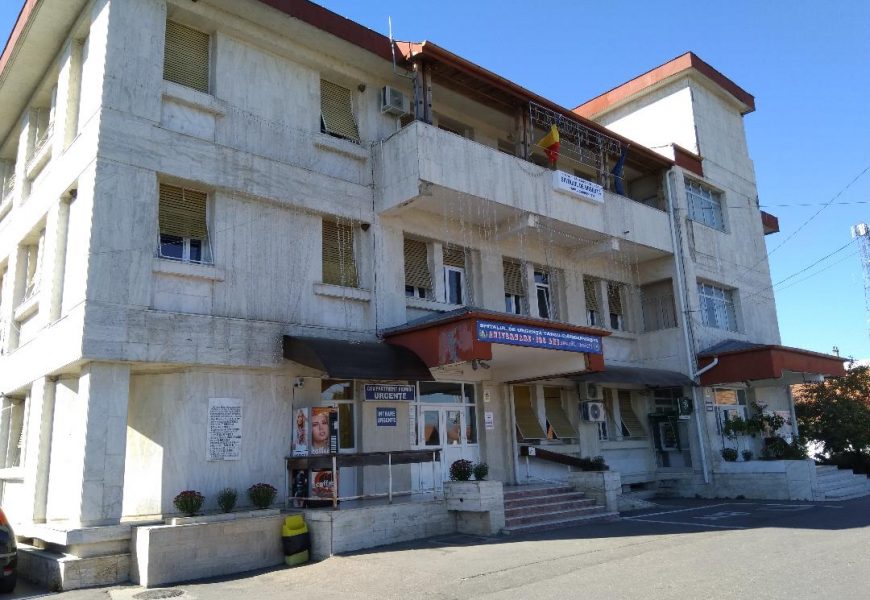 Vaccinări pe bandă rulantă la spitalul COVID din Gorj