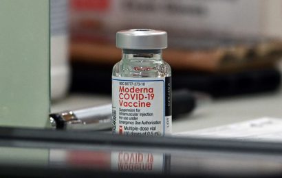 Gorj: Nu mai avem vaccinul Moderna