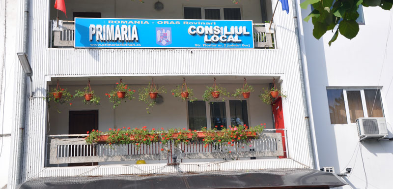 A fost scos din Consiliul Local, dar și-a trimis cumnata în loc