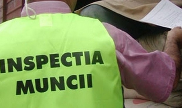 Lucrau la negru la două firme din Gorj