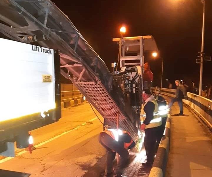 A început reabilitarea Pasarelei din Târgu Jiu