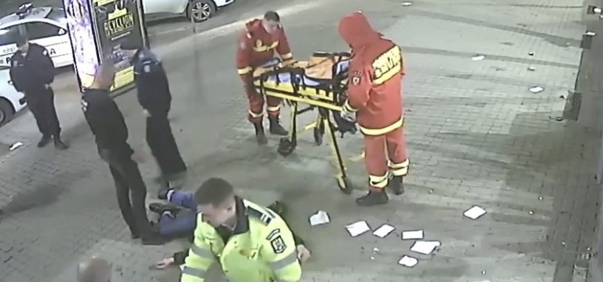Bărbat snopit în bătaie! Agresorii au fost reținuți! Bărbat snopit în bătaie! Agresorii au fost reținuți!