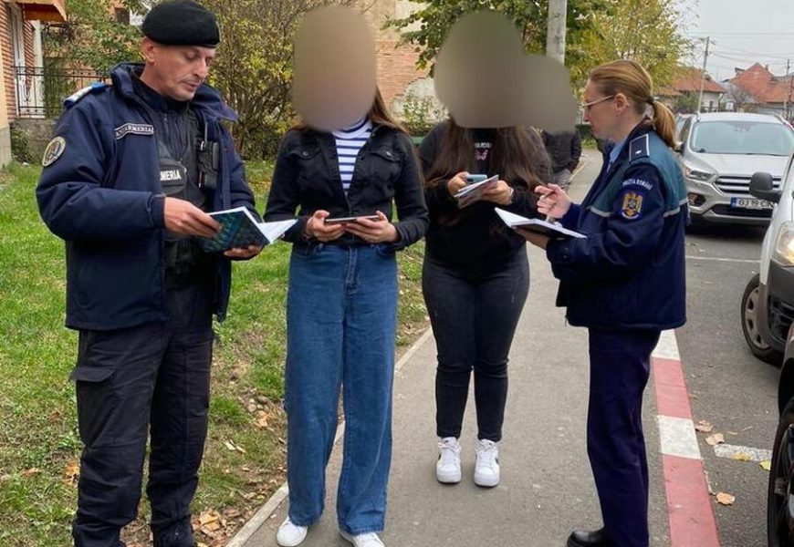 Târgu Jiu: În loc să fie la școală erau pe străzi