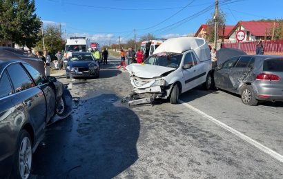 GRAV ACCIDENT în Gorj! 10 persoane implicate!