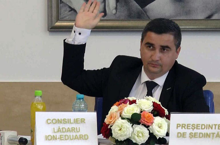 “Târgu Jiul chiar nu merită un astfel de primar!”