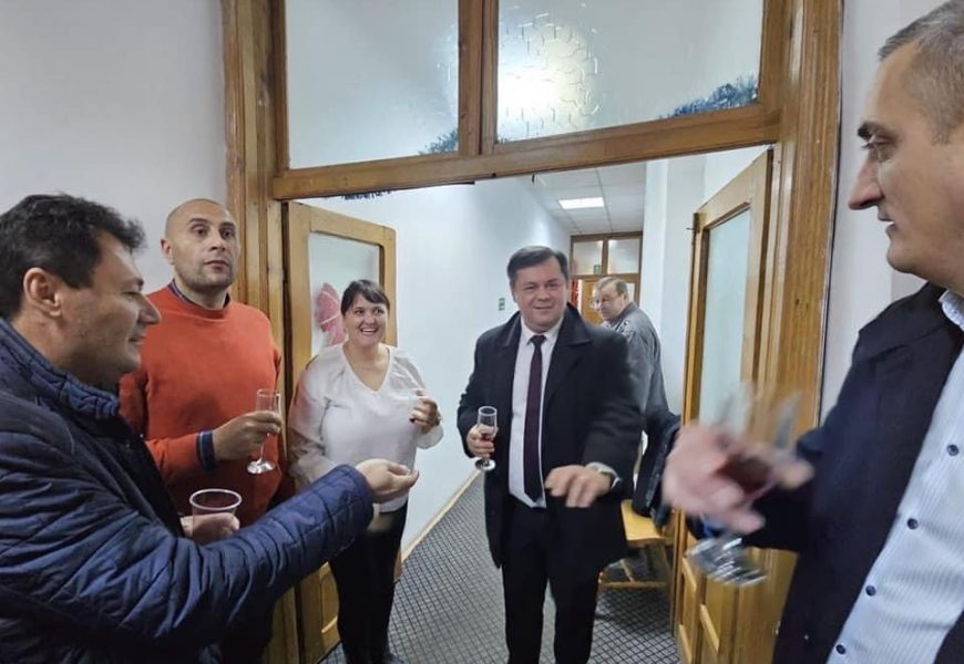 Urări de bine pentru angajații de la Edilitara!