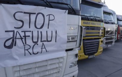 Proteste în toată țara! Fermierii și transportatorii au ieșit în stradă!