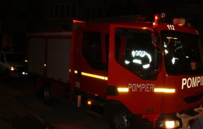 Gata să se arunce de pe casă după o ceartă cu mama sa vitregă