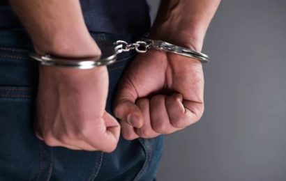 Scandal provocat de doi bărbați în Weekend! S-a lăsat cu rețineri!