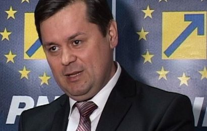 “Cine pe cine a făcut primar?”