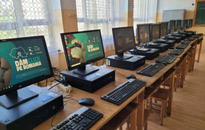 Tinerii de la DGASPC Gorj vor primi calculatoare!