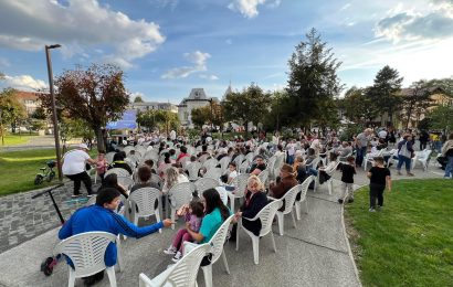 Zeci de persoane, prezente în Parcul Tudor Vladimirescu 