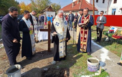 ÎPS Irineu Popa, prezent la SJU Târgu Jiu