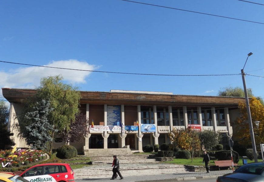 Oferte pentru modernizarea Casei de Cultură din Târgu Jiu 