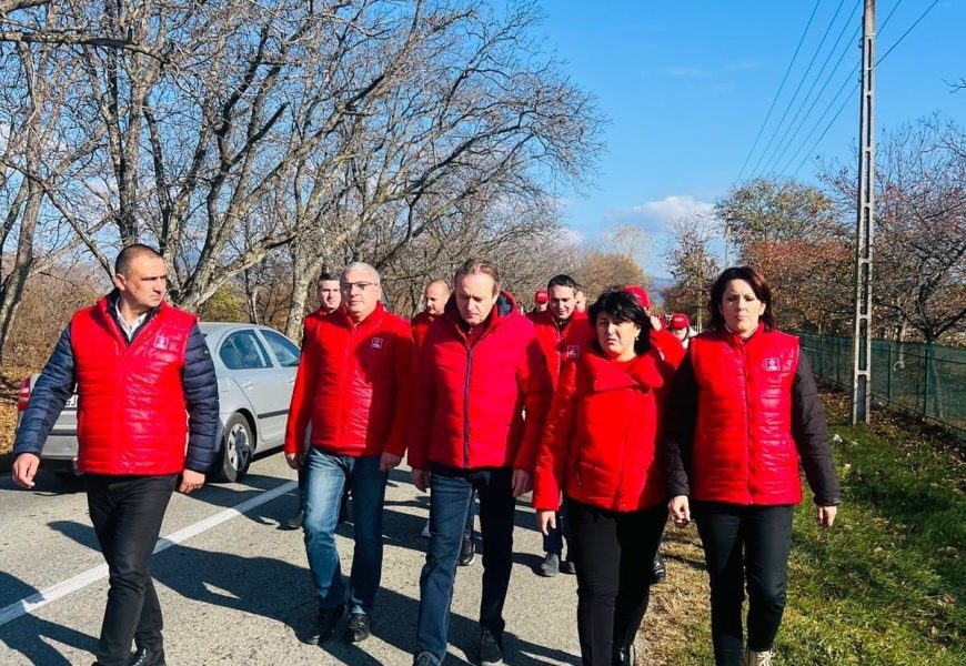 În campanie la Bumbești Pițic În campanie la Bumbești Pițic