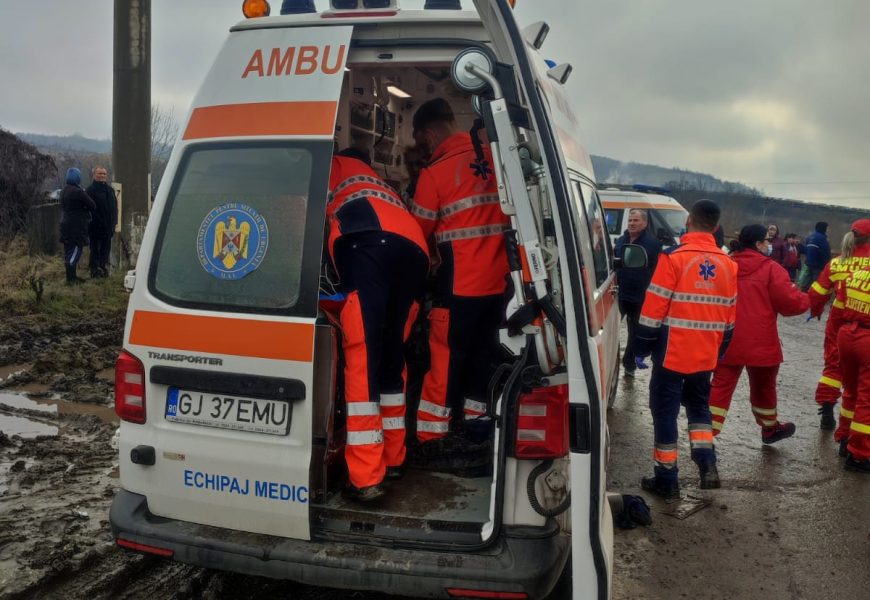 A căzut de pe excavator, la CEO A căzut de pe excavator, la CEO