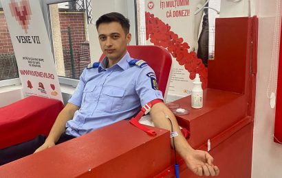 Peste 20 de jandarmi gorjeni au donat sânge
