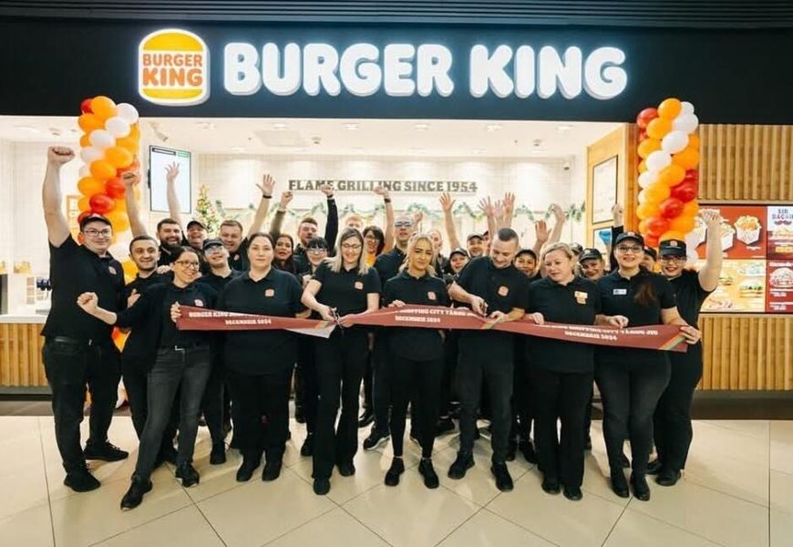Fast food nou în mallul din Târgu Jiu! Au primit mâncare gratis Fast food nou în mallul din Târgu Jiu! Au primit mâncare gratis