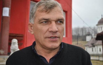 Nu este de acord cu închiderea carierelor miniere 