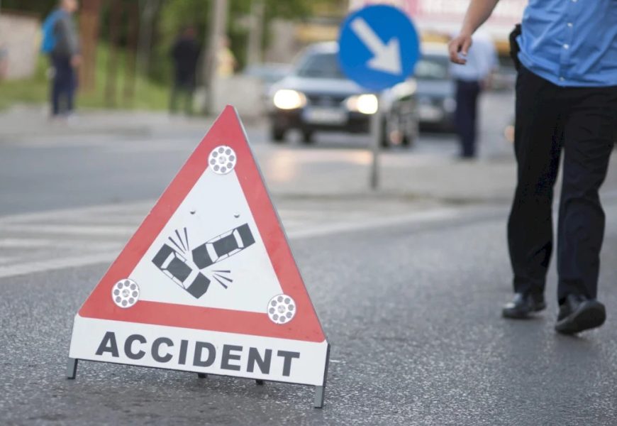 Accident rutier pe o stradă din Târgu Jiu 
