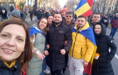 Miting în Târgu Jiu! Mesajul liderului AUR Miting în Târgu Jiu! Mesajul liderului AUR