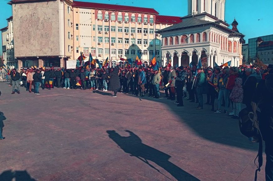 Protest de amploare în Târgu Jiu! Declarațiile AUR Gorj Protest de amploare în Târgu Jiu! Declarațiile AUR Gorj