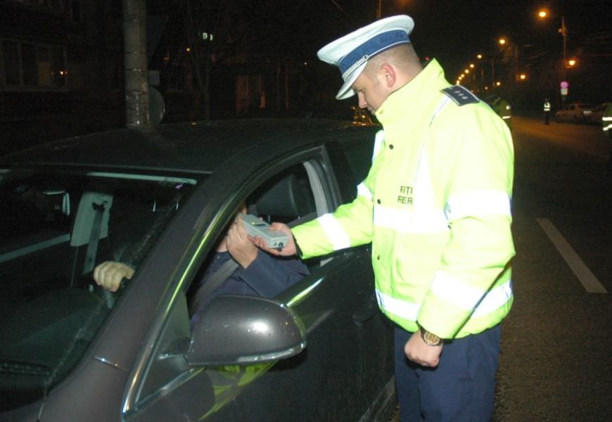 Rupt de beat pe o stradă din Târgu Jiu Rupt de beat pe o stradă din Târgu Jiu