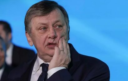 A strâns semnăturile în doar o săptămâna pentru Crin Antonescu