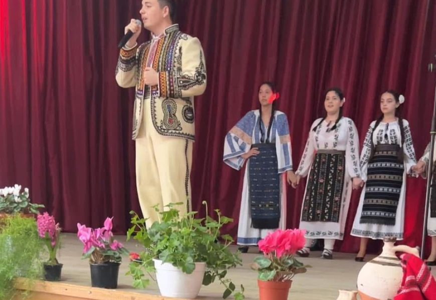 Zi de sărbătoare la Căminul Cultural din Albeni 